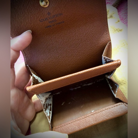 Louis Vuitton Small Wallet - Picture 12 of 12